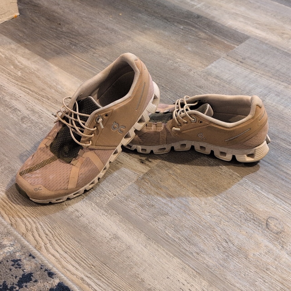 On Cloud Sneakers - image 2